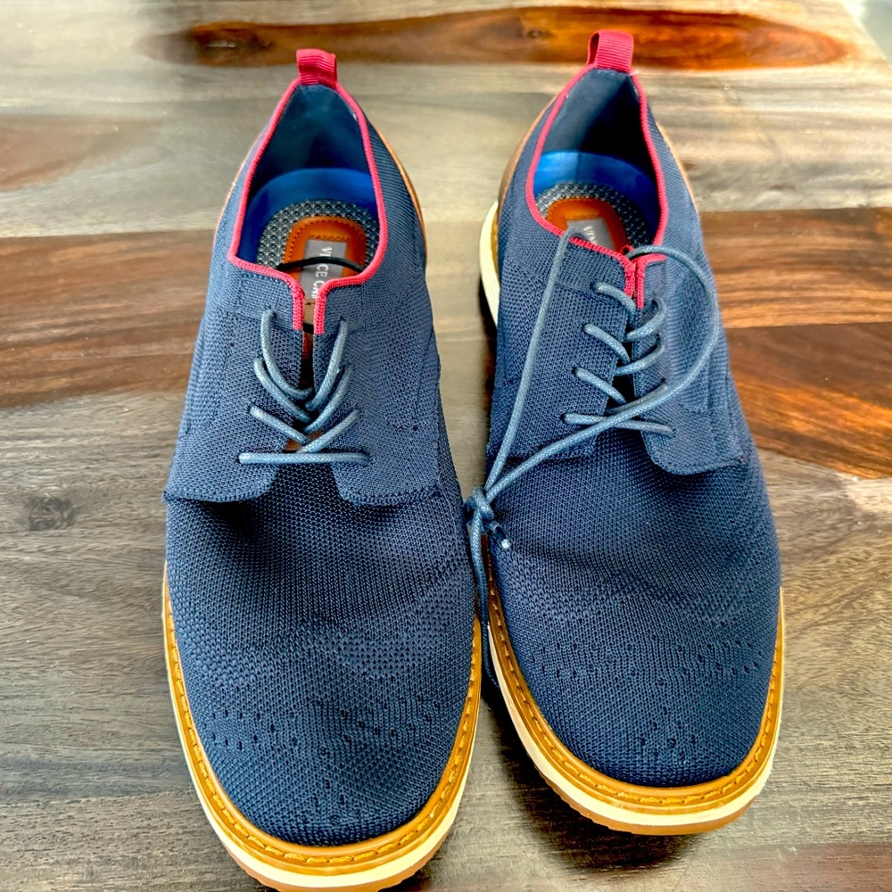 Vince Camuto Blue and Red Derby Oxfords with Modern Sole